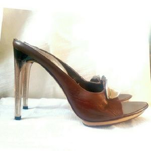 Saint Laurent Shoes - Tom Ford Yves Saint Laurent Lucite Lips Heels 8.5 Saint Laurent Shoes - Tom Ford Yves Saint Laurent Lucite Lips Heels 8.5