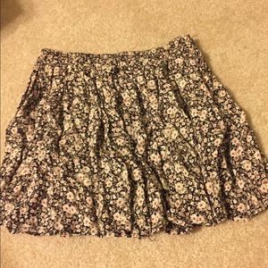 Brandy Melville floral skirt Brandy Melville floral skirt