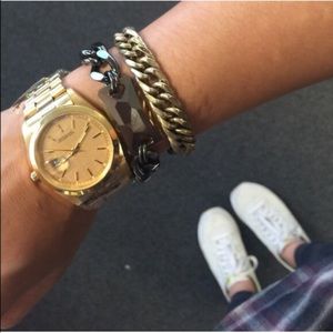 T&J Designs Accessories - SALE! Oversized gold-colored watch MSRP $58 T&J Designs Accessories - SALE! Oversized gold-colored watch MSRP $58