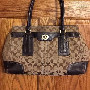 Coach Hamptons Signature Bag Coach Hamptons Signature Bag