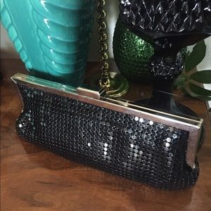 La REGALE LTD Handbags - Black Metal Mesh Cross-body Clutch w Chain La REGALE LTD Handbags - Black Metal Mesh Cross-body Clutch w Chain