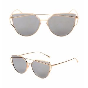 Accessories - Gold Silver Mirrored Aviator Sunglasses Accessories - Gold Silver Mirrored Aviator Sunglasses