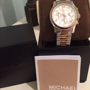 Michael Kors Two-toned rose gold watch Michael Kors Two-toned rose gold watch