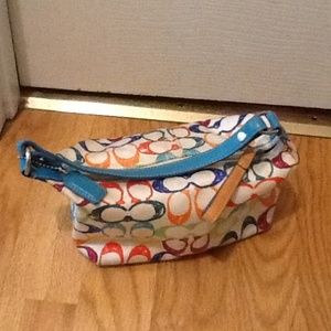 Coach Handbags - Coach small purse classic cc scribble Coach Handbags - Coach small purse classic cc scribble