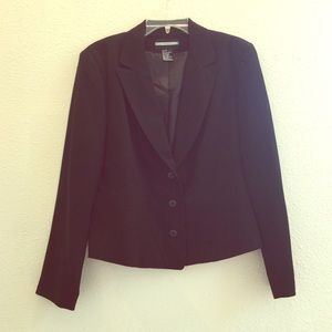 Requirements Jackets & Blazers - ⬇️ Basic Black Blazer Requirements Jackets & Blazers - ⬇️ Basic Black Blazer