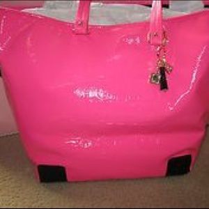 Juicy Couture Handbags - Juicy Couture gym beach travel bag pink patent Juicy Couture Handbags - Juicy Couture gym beach travel bag pink patent