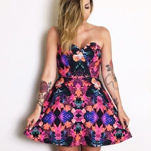NBD Dresses & Skirts - NBD Strapless Tropical Floral Disclosure Dress NBD Dresses & Skirts - NBD Strapless Tropical Floral Disclosure Dress
