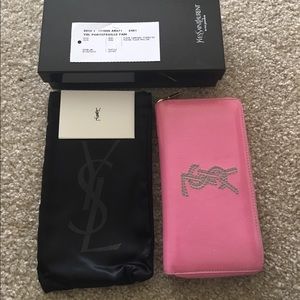 Authentic YSL Yves Saint Laurent Long Zip Wallet Authentic YSL Yves Saint Laurent Long Zip Wallet