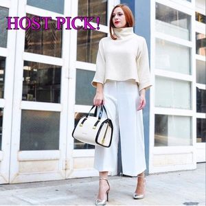 Zara Pants - ❤️HOST PICK!❤️ Zara White Loose Culottes Zara Pants - ❤️HOST PICK!❤️ Zara White Loose Culottes