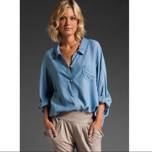 Eryn Brinie Tops - Eryn brinie denim chambray button down shirt Eryn Brinie Tops - Eryn brinie denim chambray button down shirt