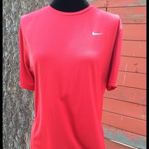 Nike Dri-Fit running shirt men's medium Nike Dri-Fit running shirt men's medium