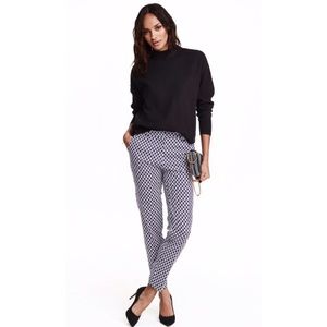 H&M Pants - H&M Navy Printed Slim Slacks H&M Pants - H&M Navy Printed Slim Slacks