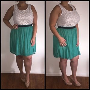Dresses & Skirts - Ivory & Green Dress* Dresses & Skirts - Ivory & Green Dress*