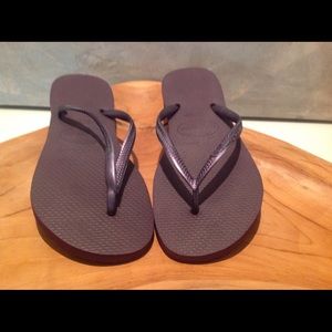 Havaianas Shoes - ⚡️TODAY ONLY⚡️Havaianas Slim Aubergine Flip Flops Havaianas Shoes - ⚡️TODAY ONLY⚡️Havaianas Slim Aubergine Flip Flops