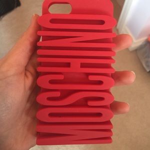 Moschino Iphone 5/5s Case Moschino Iphone 5/5s Case