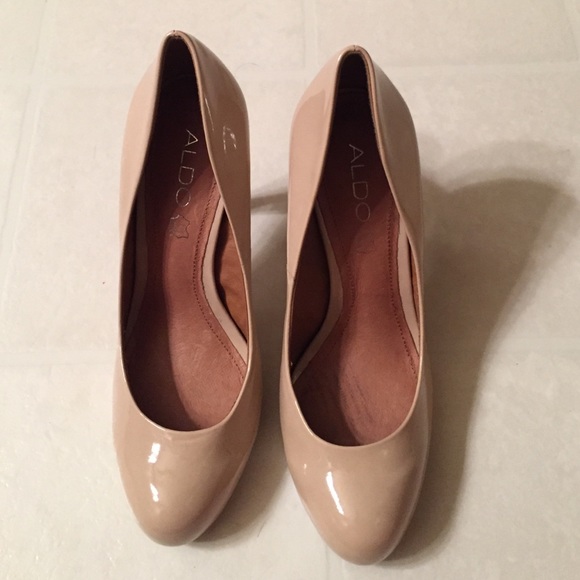 Aldo Shoes Aldo Nude Patent Leather Pumps W Inserts Poshmark
