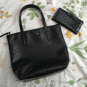 kate spade Handbags - Kate Spade Tote and Wallet kate spade Handbags - Kate Spade Tote and Wallet