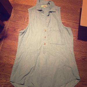 ANTHROPOLOGIE chambray top never worn!! ANTHROPOLOGIE chambray top never worn!!