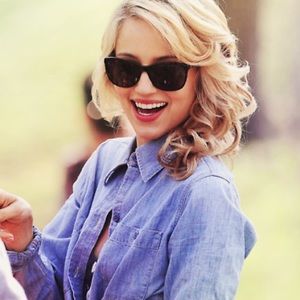 Black square frame sunglasses Black square frame sunglasses