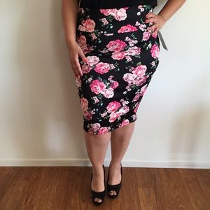Dresses & Skirts - Black & Pink Floral Skirt* Dresses & Skirts - Black & Pink Floral Skirt*