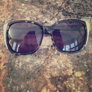 House of Harlow 1960 Accessories - House of Harlow 1960 "Julie" sunglasses. House of Harlow 1960 Accessories - House of Harlow 1960 "Julie" sunglasses.