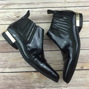 Zara Shoes - Zara woman Pointed Toe Patent Leather Ankle Boot Zara Shoes - Zara woman Pointed Toe Patent Leather Ankle Boot