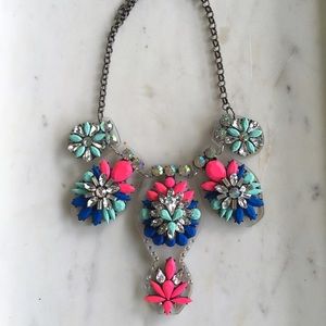 Lucite Pink Blue Colored Stone Statement Necklace Lucite Pink Blue Colored Stone Statement Necklace
