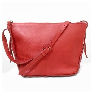 Madewell Handbags - NWT Madewell Marin Crossbody Bag in Thai Chili Madewell Handbags - NWT Madewell Marin Crossbody Bag in Thai Chili