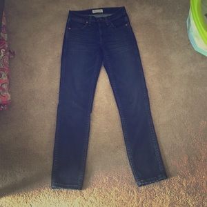 BARELY WORN Madewell 9" Crop Skinny Jean BARELY WORN Madewell 9" Crop Skinny Jean