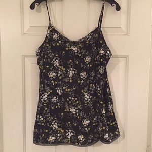 Princess Vera Wang Tops - Princess Vera Wang Floral Print Top. Princess Vera Wang Tops - Princess Vera Wang Floral Print Top.