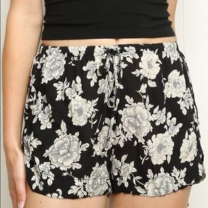 ✨ New Brandy Melville Floral Print Eve Shorts ✨ ✨ New Brandy Melville Floral Print Eve Shorts ✨