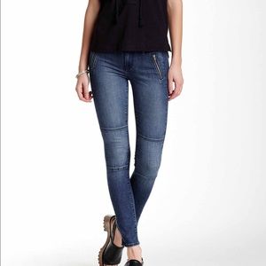 Black Orchid Denim - NWT Black Orchid moto skinnies Black Orchid Denim - NWT Black Orchid moto skinnies