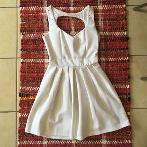 Poof Couture Dresses & Skirts - White dress Poof Couture Dresses & Skirts - White dress