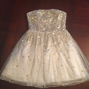 Adrianna Papell sequin/white party dress Adrianna Papell sequin/white party dress