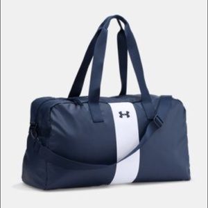 Under Armour Handbags - NWT UNDER ARMOUR Universal Duffle Bag Under Armour Handbags - NWT UNDER ARMOUR Universal Duffle Bag