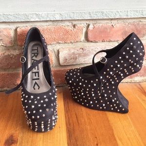 Traffic Shoes - Spiked platforms Traffic Shoes - Spiked platforms