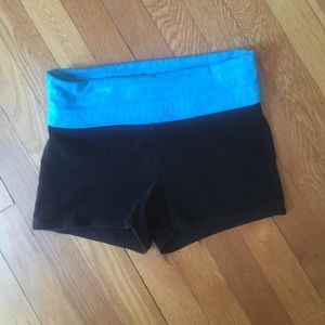 PINK Victoria's Secret Pants - Pink yoga shorts PINK Victoria's Secret Pants - Pink yoga shorts