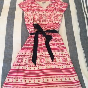 Francesca's Collections Dresses & Skirts - Pink Aztec Dress with Navy Bow Francesca's Collections Dresses & Skirts - Pink Aztec Dress with Navy Bow