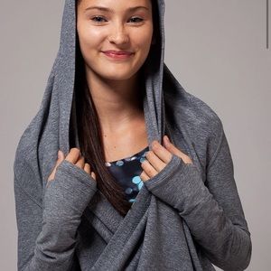 Ivivva Other - Ivivva Four Count Shrug Sz 8 and Sz 10 Ivivva Other - Ivivva Four Count Shrug Sz 8 and Sz 10