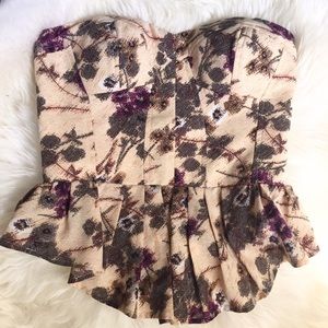 Jessica Simpson Tops - Jessica Simpson Floral Print Bustier Peplum Top Jessica Simpson Tops - Jessica Simpson Floral Print Bustier Peplum Top