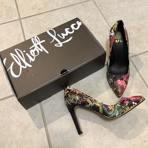 Elliott Lucca Shoes - Like New Elliott Lucca Artisan Botanical Pumps Elliott Lucca Shoes - Like New Elliott Lucca Artisan Botanical Pumps