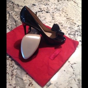 Valentino Shoes - Valentino open toe platform bow pump- new Valentino Shoes - Valentino open toe platform bow pump- new