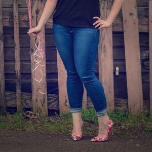 Paige Jeans Denim - Paige Hoxton Ultra Skinny Jeans Paige Jeans Denim - Paige Hoxton Ultra Skinny Jeans