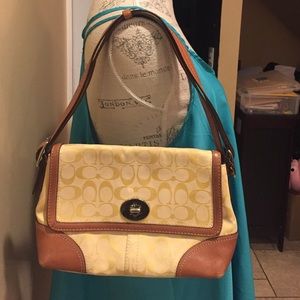 Coach Hampton bag. Coach Hampton bag.
