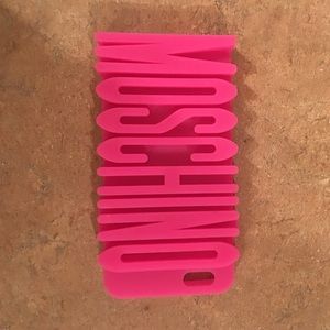 Moschino iPhone 6 case Moschino iPhone 6 case