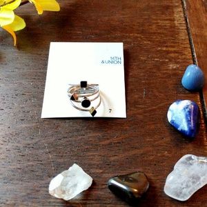 14th & Union Jewelry - ✨HP!✨Chic and Fun Stackable Geometric Rings! 14th & Union Jewelry - ✨HP!✨Chic and Fun Stackable Geometric Rings!
