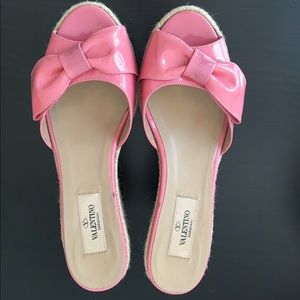 Valentino Shoes - Valentino Garavani pink shoes Valentino Shoes - Valentino Garavani pink shoes
