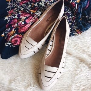 Jeffrey Campbell Shoes - Jeffrey Campbell cutout flats Jeffrey Campbell Shoes - Jeffrey Campbell cutout flats