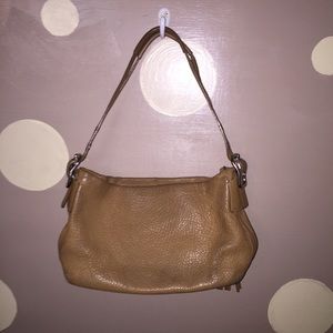 Coach Handbags - Vintage leather coach bag Coach Handbags - Vintage leather coach bag