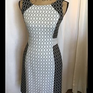 ANTONIO MELANI Dresses & Skirts - Antonio Melani Geometric Black and White Dress ANTONIO MELANI Dresses & Skirts - Antonio Melani Geometric Black and White Dress